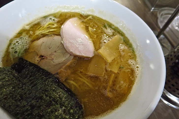 Bumbu shoyu ramen